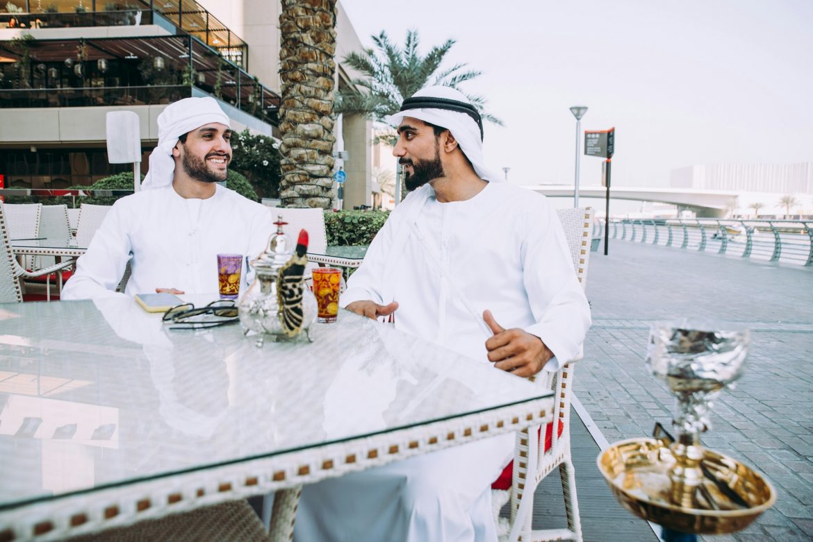 Dubai's Best Kept Secrets: Must-Visit Beachside Cafes for Foodies!